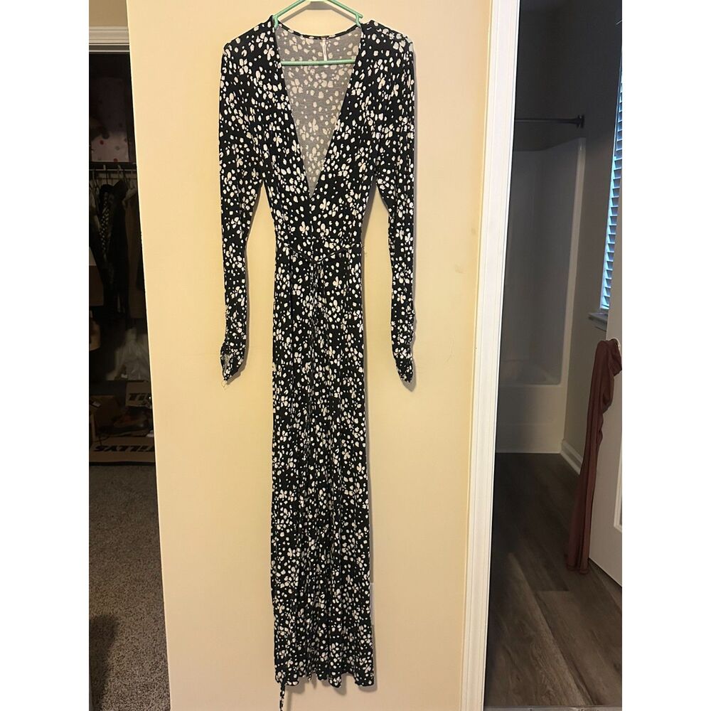 Free People Long Sleeve V-Neck Wrap Maxi Dress Animal Print Size 6
